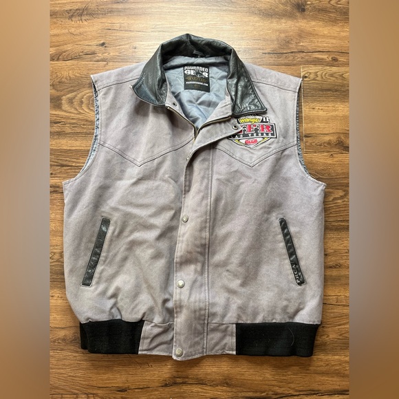 Pro Rodeo Gear 2011 NFR Vest - Picture 1 of 5